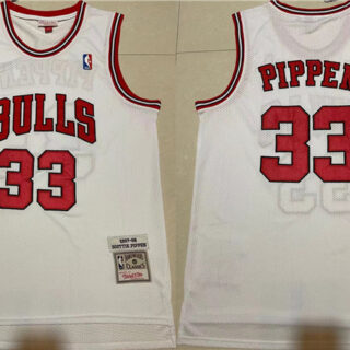 Men's Chicago Bulls #33 Scottie Pippen 1997-98 White Throwback Stitched Jersey