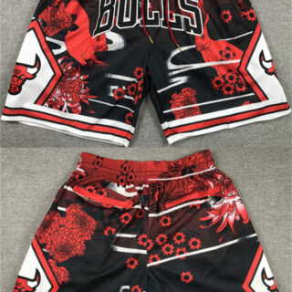 Men's Chicago Bulls Red Black Shorts (Run Small) 001