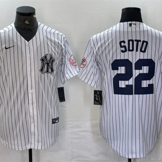 Men's New York Yankees #22 Juan Soto White Cool Base Stitched Baseball Jersey