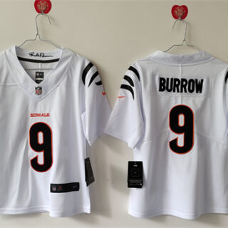 Women's Cincinnati Bengals #9 Joe Burrow White Vapor Stitched Football Jersey(Run Small)